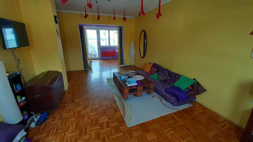 Stan na prodaju u Beogradu, Novi Beograd blok 72, cetvorosoban, 88m2, cena 220000 evra