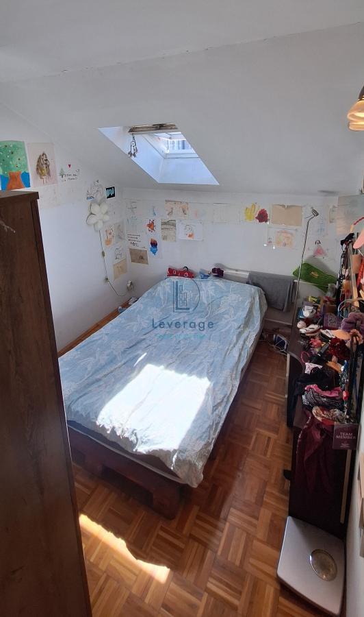 Stan na prodaju u Beogradu, Novi Beograd blok 72, cetvorosoban, 88m2, cena 220000 evra