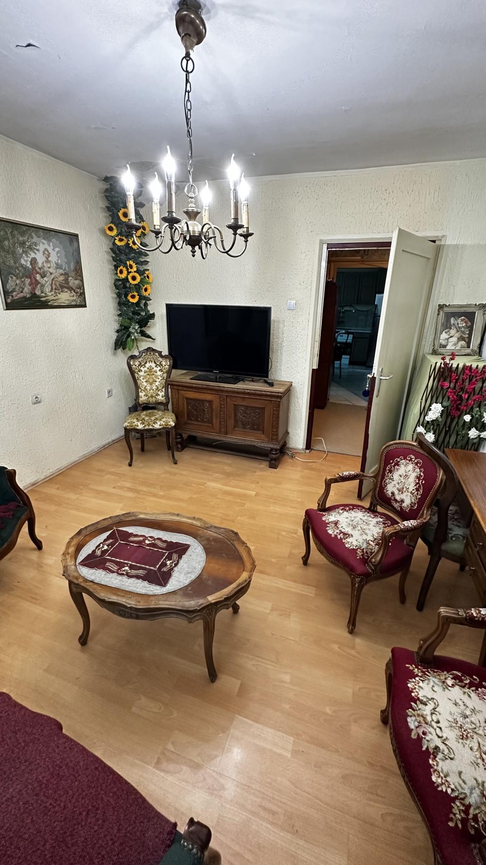 Stan na prodaju u Beogradu, Mladenovac, cetvorosoban, 87m2, cena 100000 evra