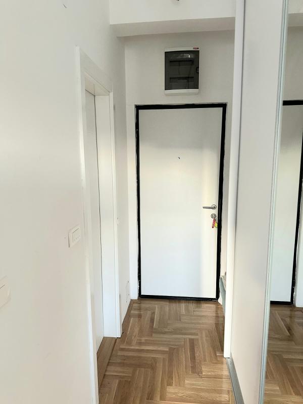 Stan na prodaju u Beogradu, Braće Jerković, dvoiposoban, 48m2, cena 135000 evra