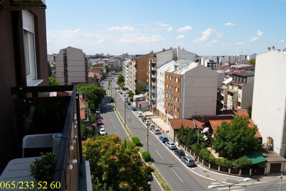 Stan na prodaju u Beogradu, Zvezdara, troiposoban, 83m2, cena 299900 evra