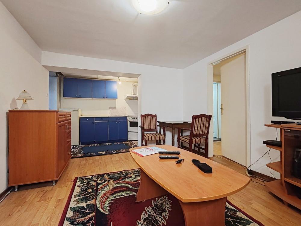 Stan na prodaju u Beogradu, Novi Beograd blok 61, jednoiposoban, 34m2, cena 74500 evra