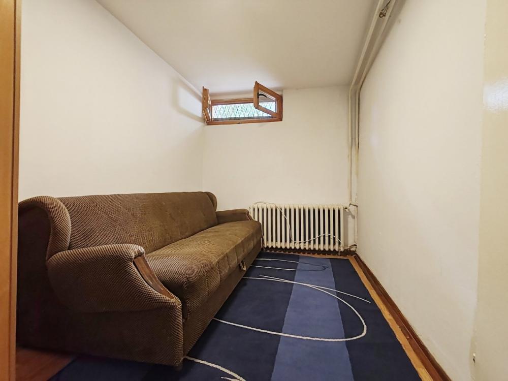 Stan na prodaju u Beogradu, Novi Beograd blok 61, jednoiposoban, 34m2, cena 74500 evra