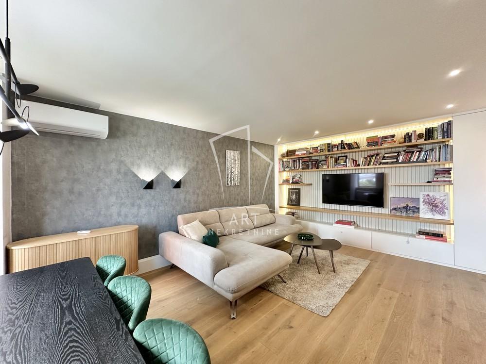 Stan na prodaju u Beogradu, Zvezdara, trosoban, 68m2, cena 265000 evra