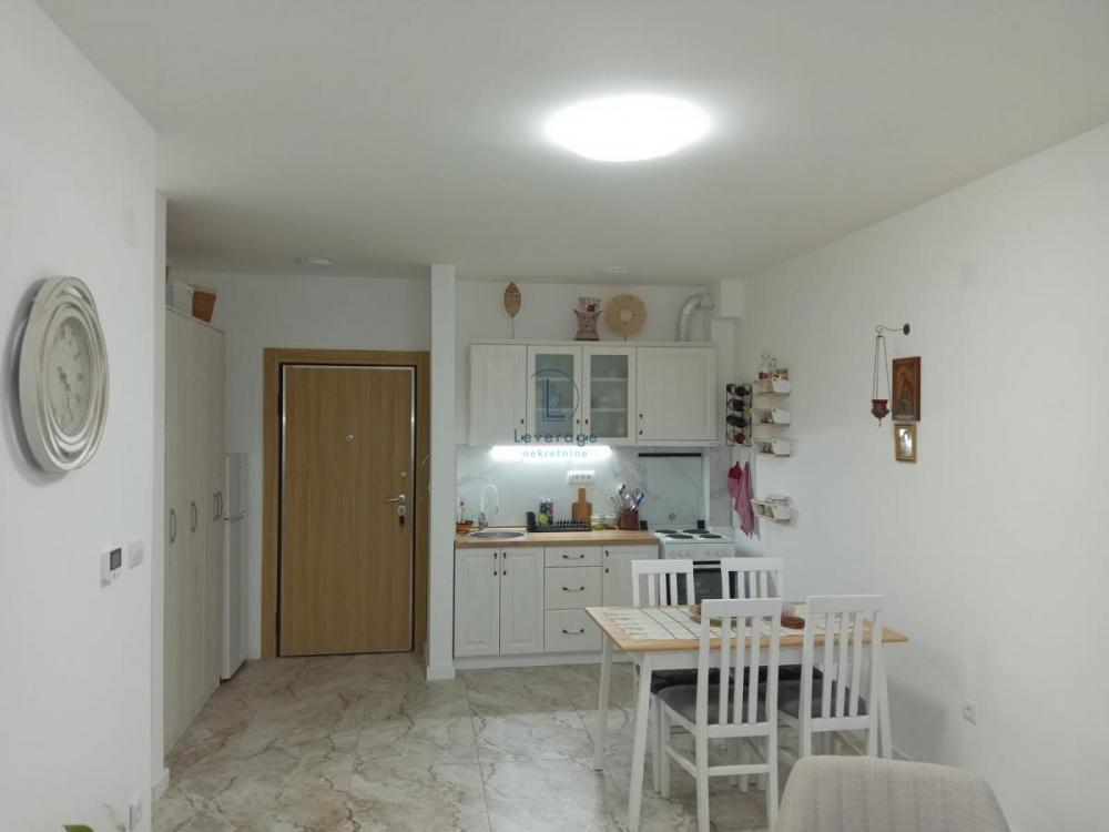 Stan na prodaju u Beogradu, jednoiposoban, 46m2, cena 74000 evra