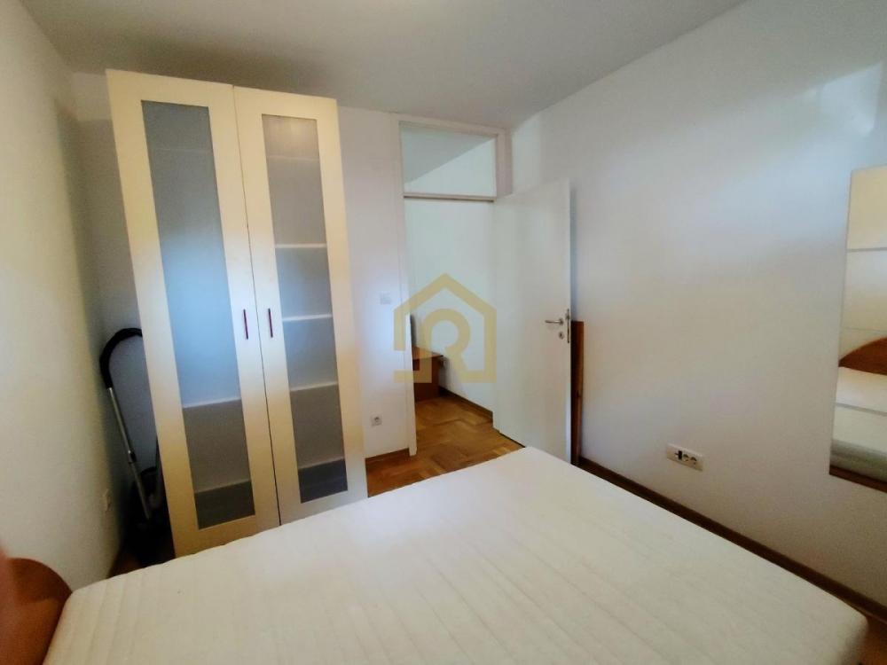 Stan na prodaju u Beogradu, Zemun, jednoiposoban, 43m2, cena 105000 evra