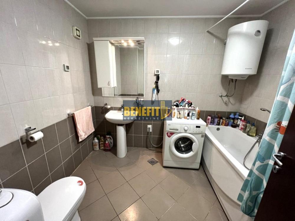 Stan na prodaju u Beogradu, Vračar (Centar), dvosoban, 64m2, cena 253500 evra