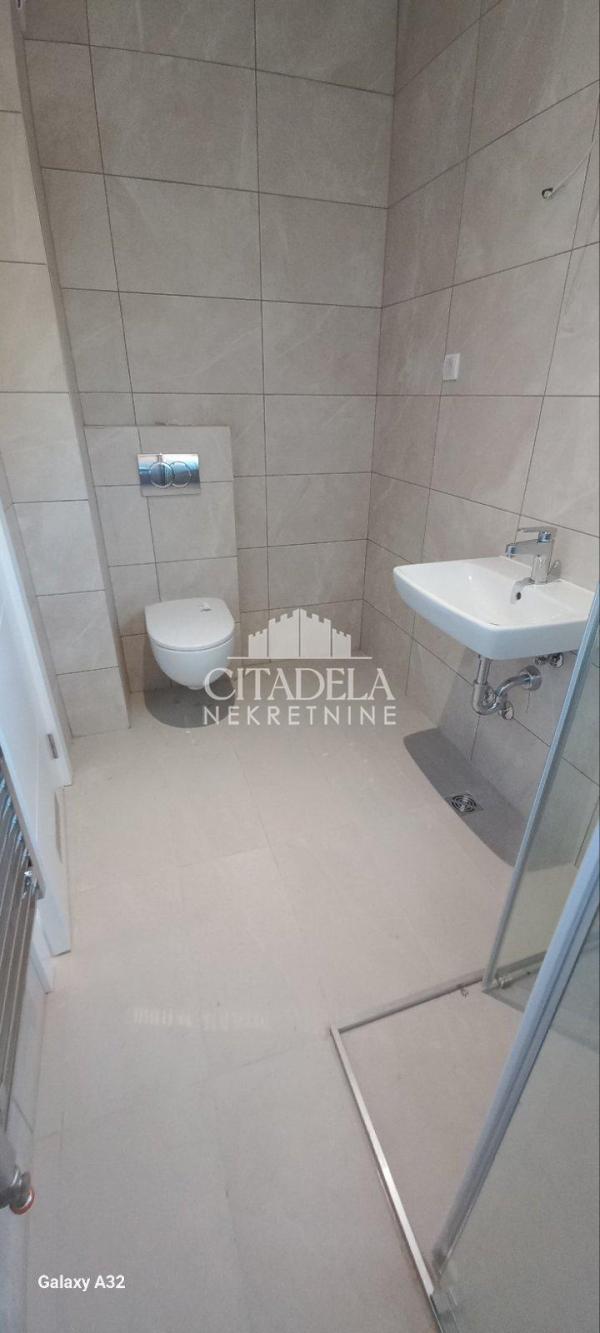 Stan na prodaju u Beogradu, Čukarica, jednoiposoban, 46m2, cena 149000 evra