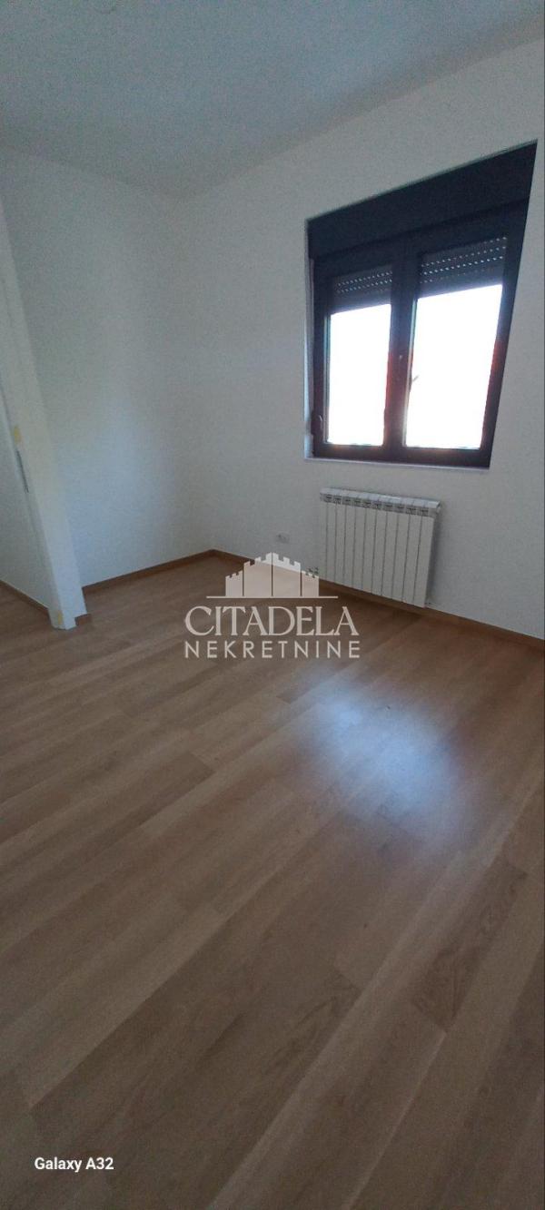 Stan na prodaju u Beogradu, Čukarica, jednoiposoban, 46m2, cena 149000 evra