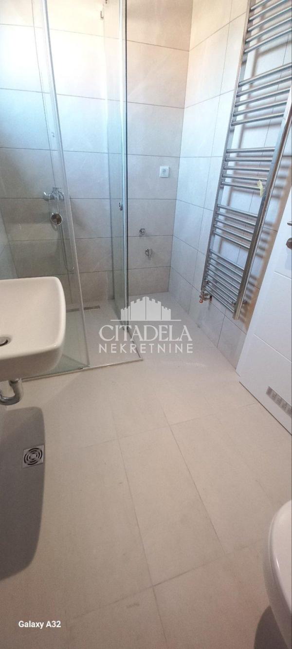 Stan na prodaju u Beogradu, Čukarica, jednoiposoban, 46m2, cena 149000 evra