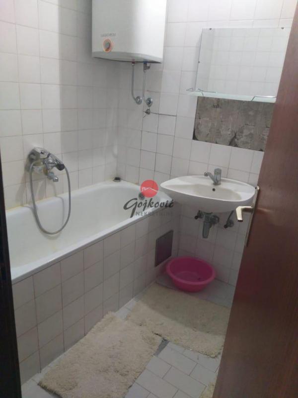 Stan na prodaju u Beogradu, Braće Jerković, jednosoban, 32m2, cena 95000 evra