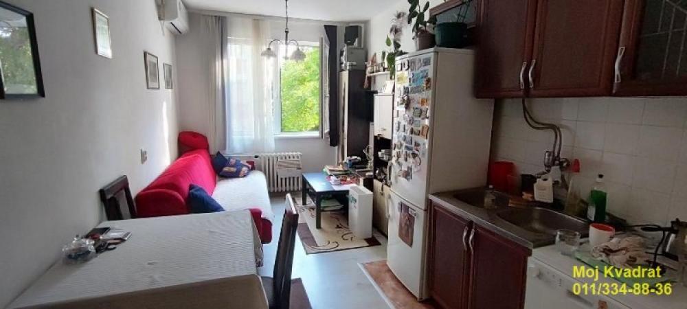 Stan na prodaju u Beogradu, Miljakovac, jednoiposoban, 36m2, cena 109900 evra