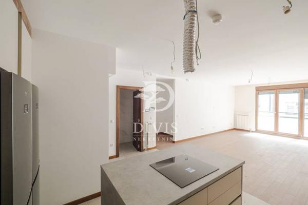 Stan na prodaju u Beogradu, Vračar (Hram), 101m2, cena 495000 evra