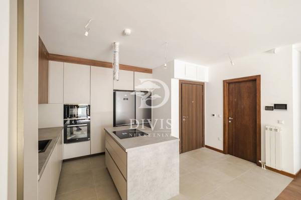 Stan na prodaju u Beogradu, Vračar (Hram), 101m2, cena 495000 evra