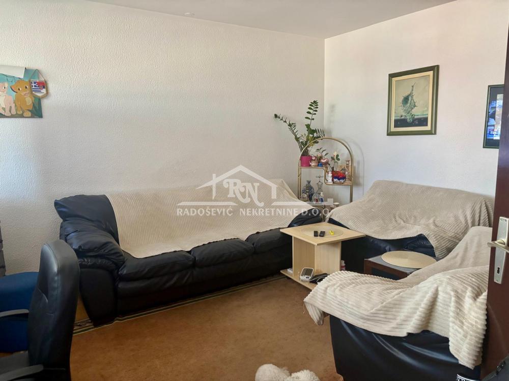 Stan na prodaju u Beogradu, Rakovica, cetvorosoban, 106m2, cena 235000 evra