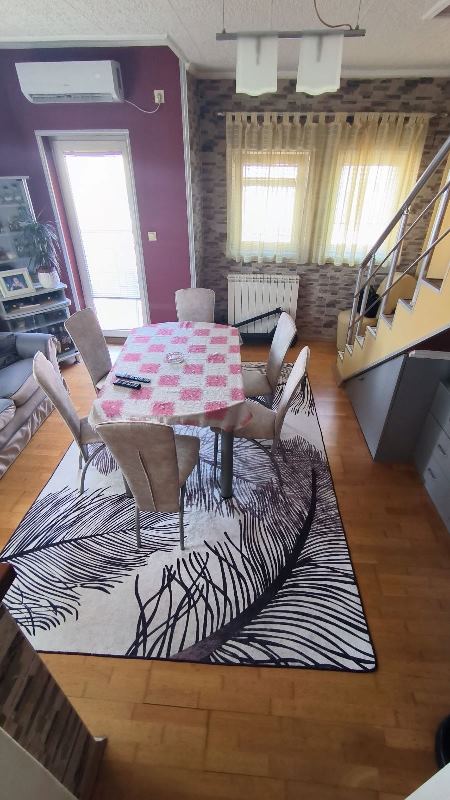 Stan na prodaju u Beogradu, Južni bulevar, trosoban, 56m2, cena 195000 evra