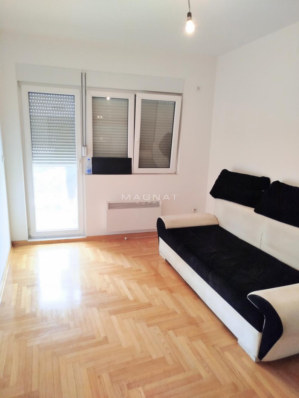 Stan na prodaju u Beogradu, Palilula, jednoiposoban, 37m2, cena 75000 evra