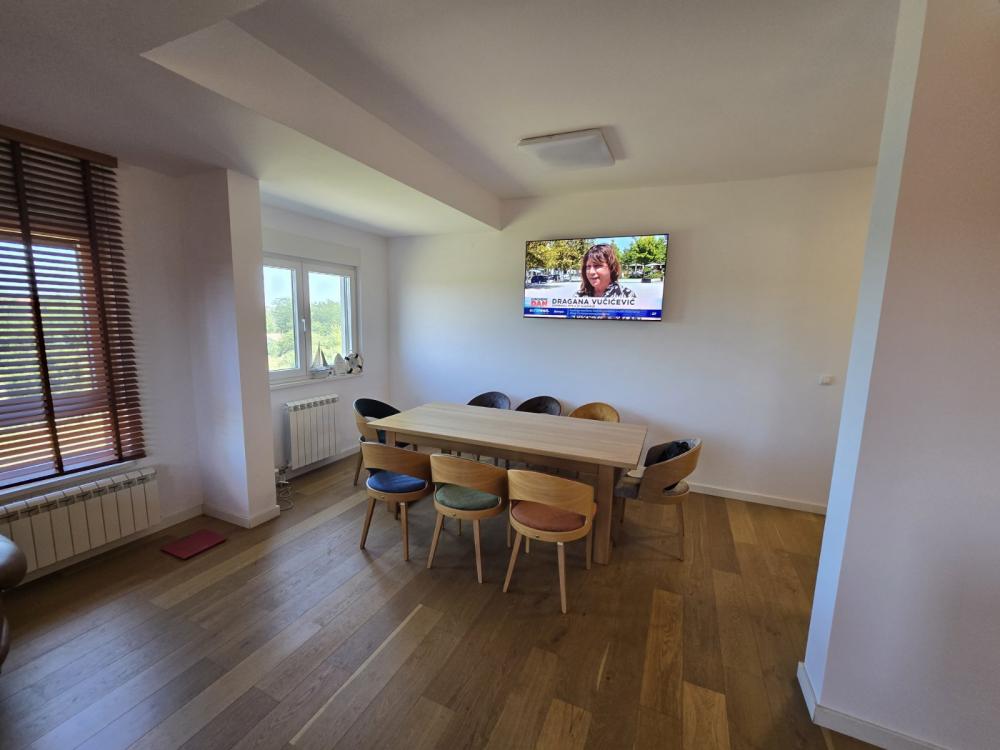 Stan na prodaju u Beogradu, Marije Bursać, dvosoban, 72m2, cena 252000 evra