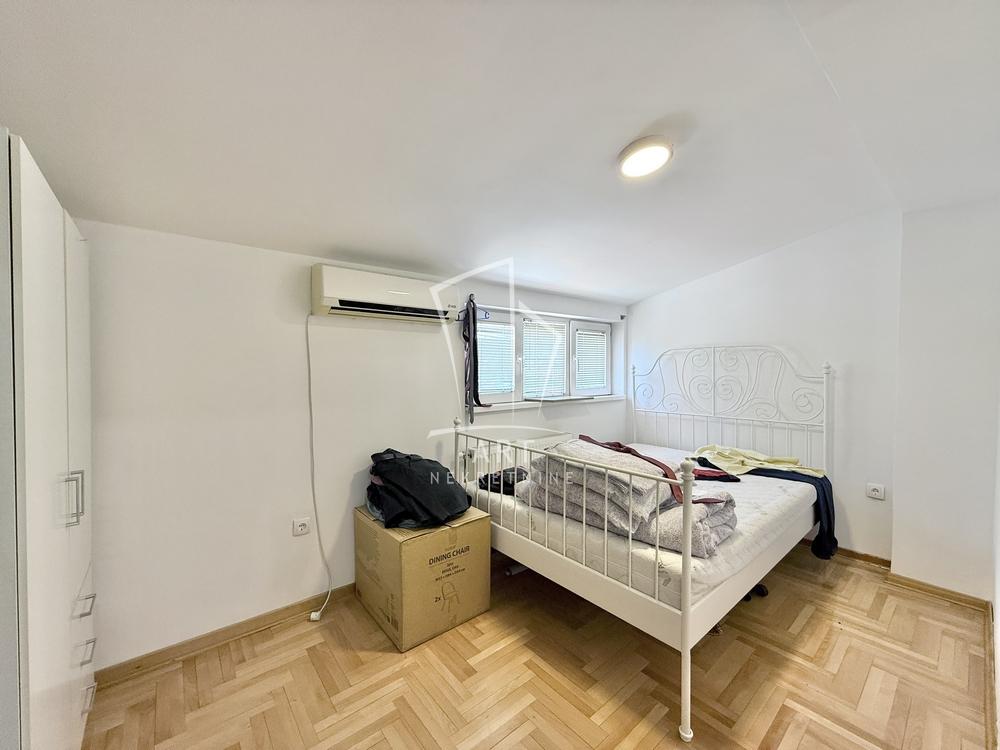 Stan na prodaju u Beogradu, Učiteljsko naselje, dvoiposoban, 56m2, cena 134400 evra