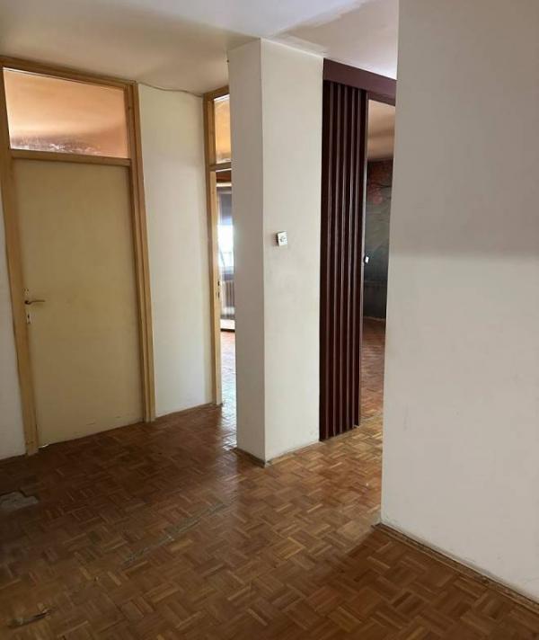 Stan na prodaju u Beogradu, Donji Dorćol, trosoban, 64m2, cena 309000 evra