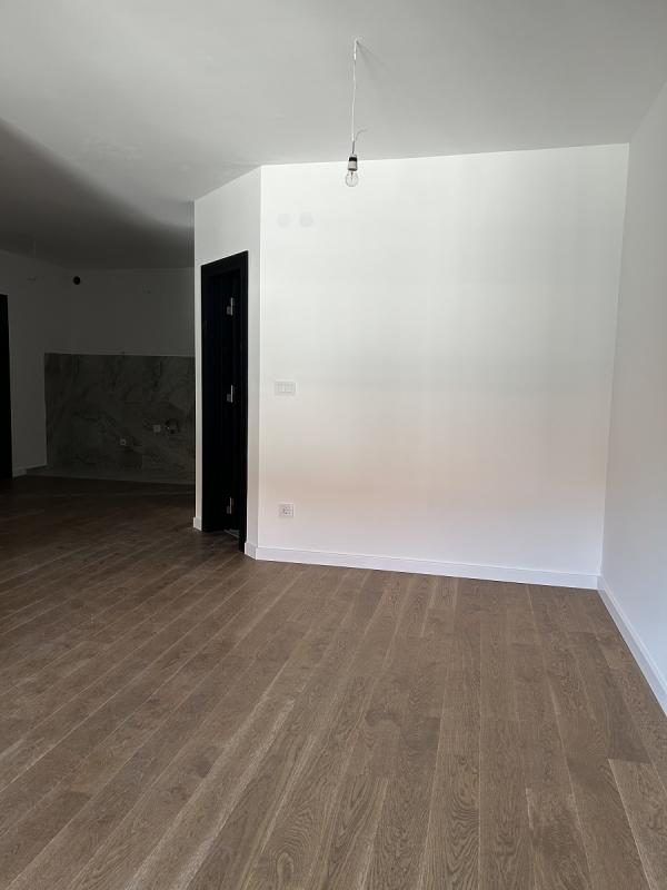 Stan na prodaju u Beogradu, Cvetkova pijaca, dvoiposoban, 60m2, cena 184800 evra