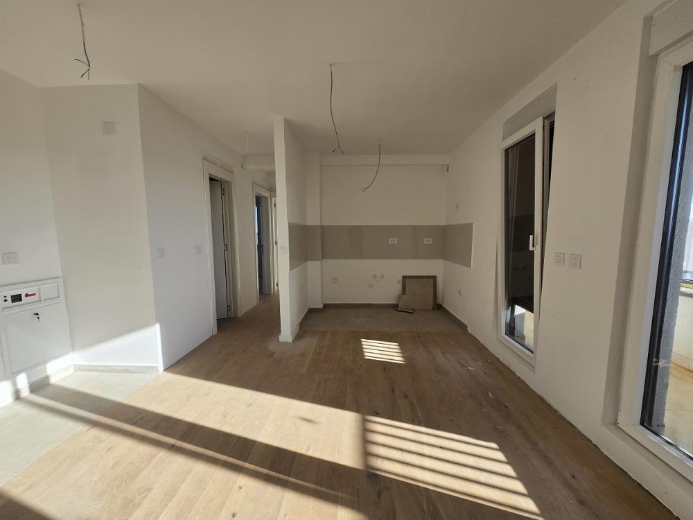 Stan na prodaju u Beogradu, Zemun, trosoban, 85m2, cena 187000 evra