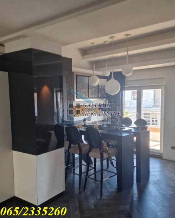 Stan na prodaju u Beogradu, Zvezdara, cetvorosoban, 125m2, cena 468000 evra