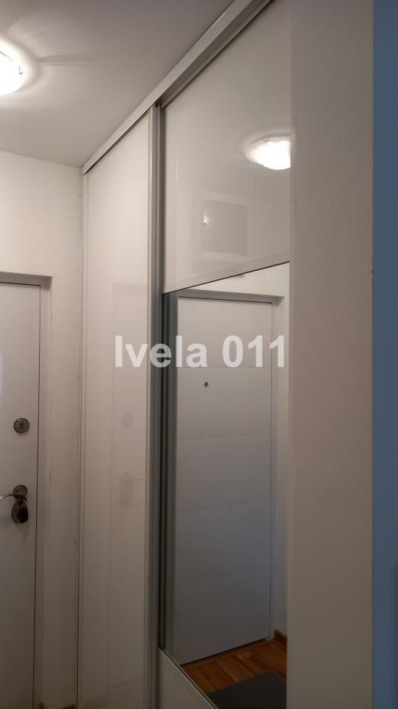 Stan na prodaju u Beogradu, Kaluđerica, trosoban, 60m2, cena 125000 evra