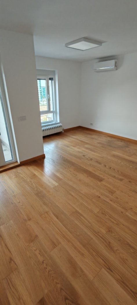 Stan na prodaju u Beogradu, Tošin bunar, troiposoban, 90m2, cena 320000 evra