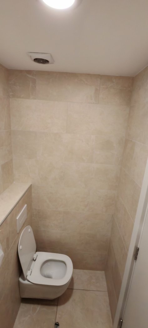 Stan na prodaju u Beogradu, Tošin bunar, troiposoban, 90m2, cena 320000 evra