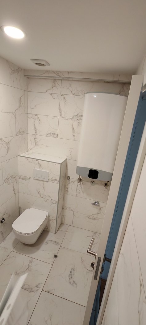 Stan na prodaju u Beogradu, Tošin bunar, troiposoban, 90m2, cena 320000 evra