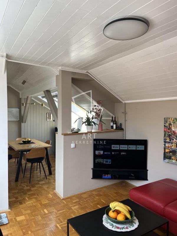 Stan na prodaju u Beogradu, Nova Galenika, troiposoban, 64m2, cena 185000 evra