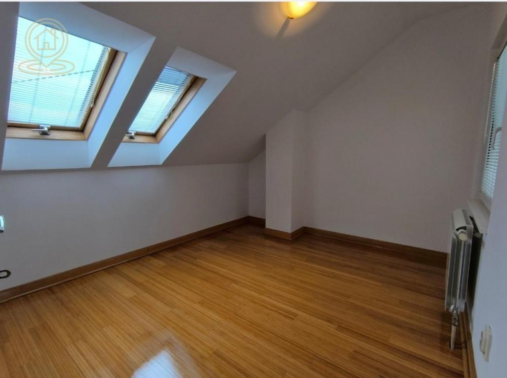 Stan na prodaju u Beogradu, Vračar (Hram), trosoban, 86m2, cena 292000 evra