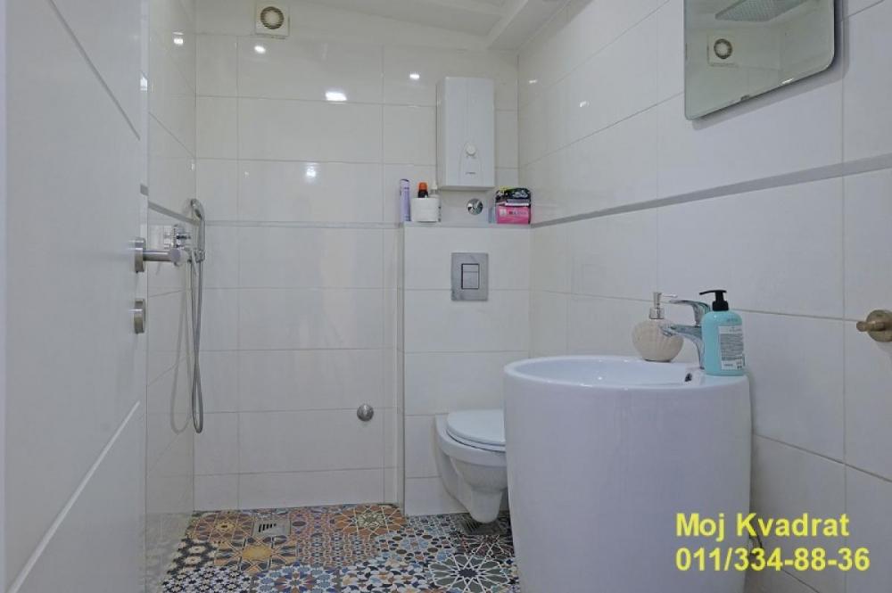 Stan na prodaju u Beogradu, Palilula, trosoban, 72m2, cena 250000 evra