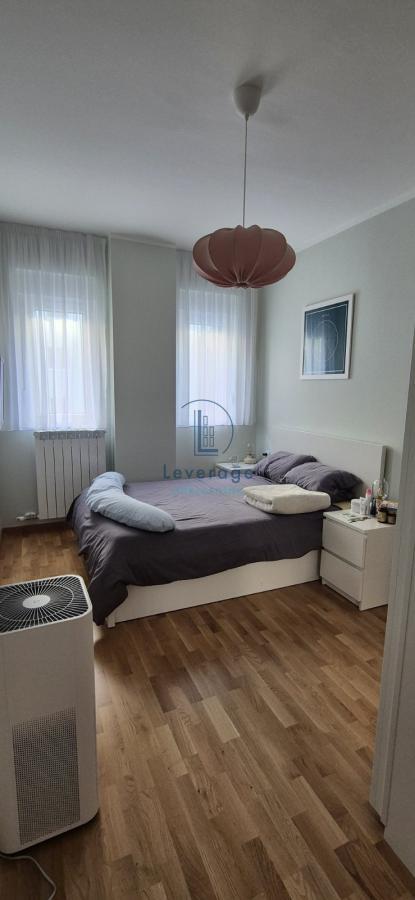 Stan na prodaju u Beogradu, Višnjička banja, dvosoban, 52m2, cena 155000 evra