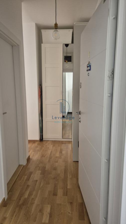 Stan na prodaju u Beogradu, Višnjička banja, dvosoban, 52m2, cena 155000 evra