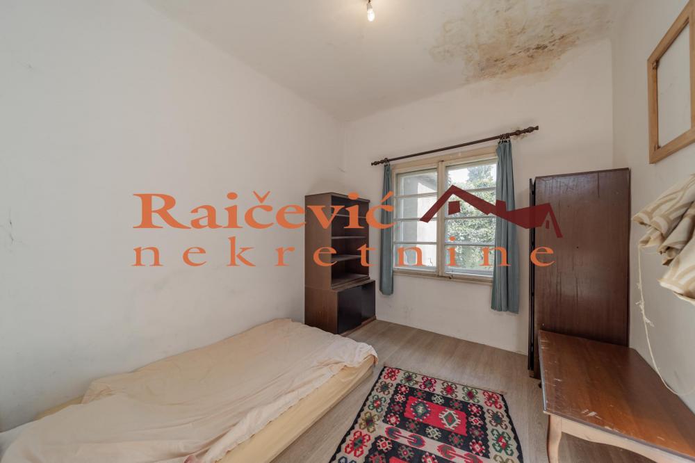 Stan na prodaju u Beogradu, Čukarica, jednoiposoban, 26m2, cena 78000 evra