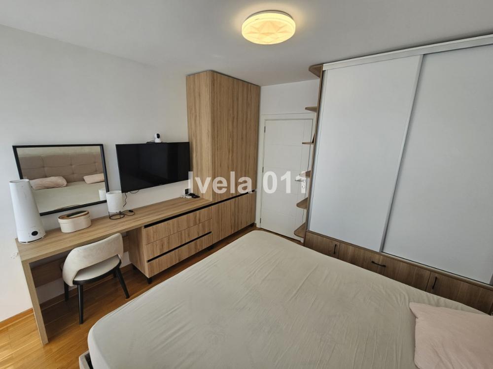 Stan na prodaju u Beogradu, Novi Beograd blok 21 (10. gimnazija), dvoiposoban, 63m2, cena 265000 evra
