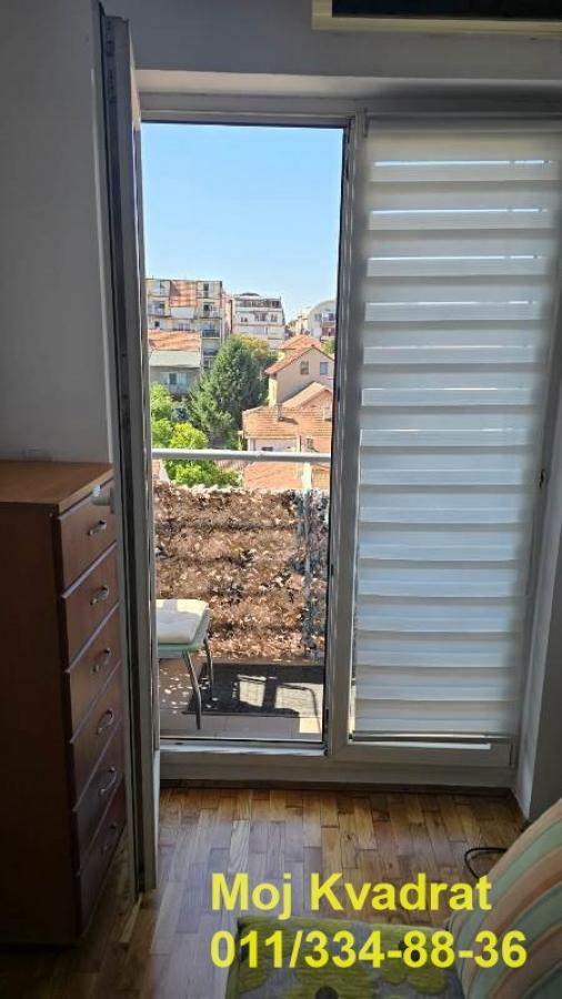 Stan na prodaju u Beogradu, Južni bulevar, jednoiposoban, 40m2, cena 165000 evra