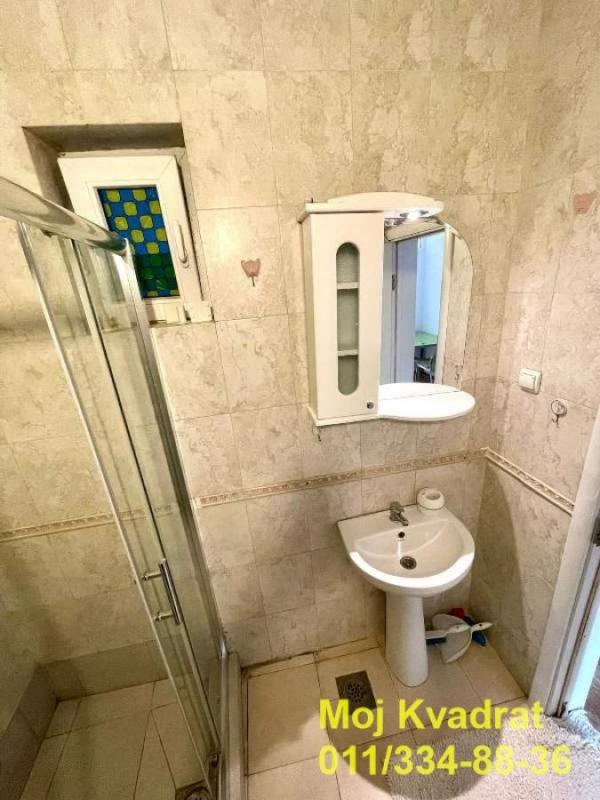 Stan na prodaju u Beogradu, Južni bulevar, jednoiposoban, 40m2, cena 165000 evra