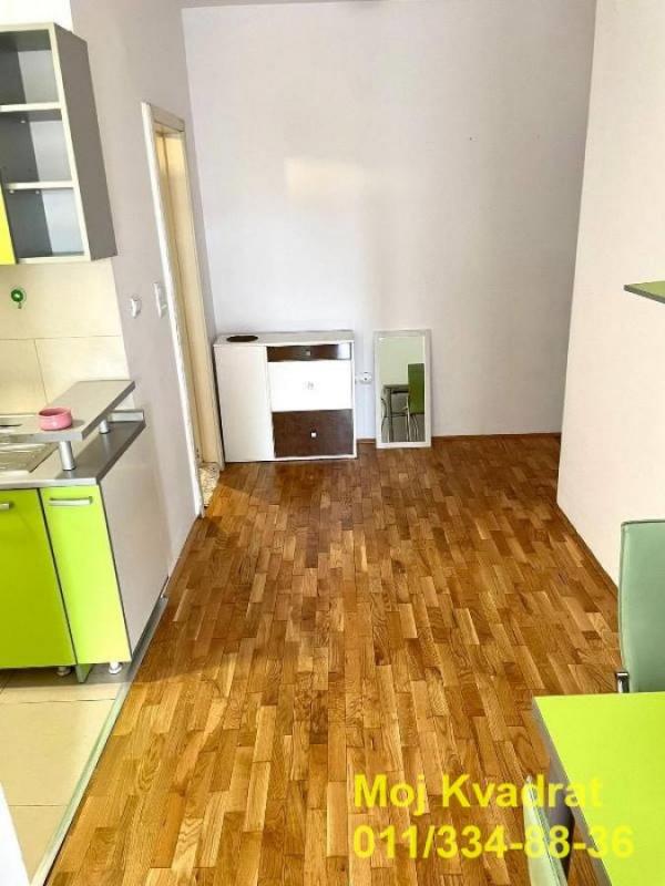 Stan na prodaju u Beogradu, Južni bulevar, jednoiposoban, 40m2, cena 165000 evra
