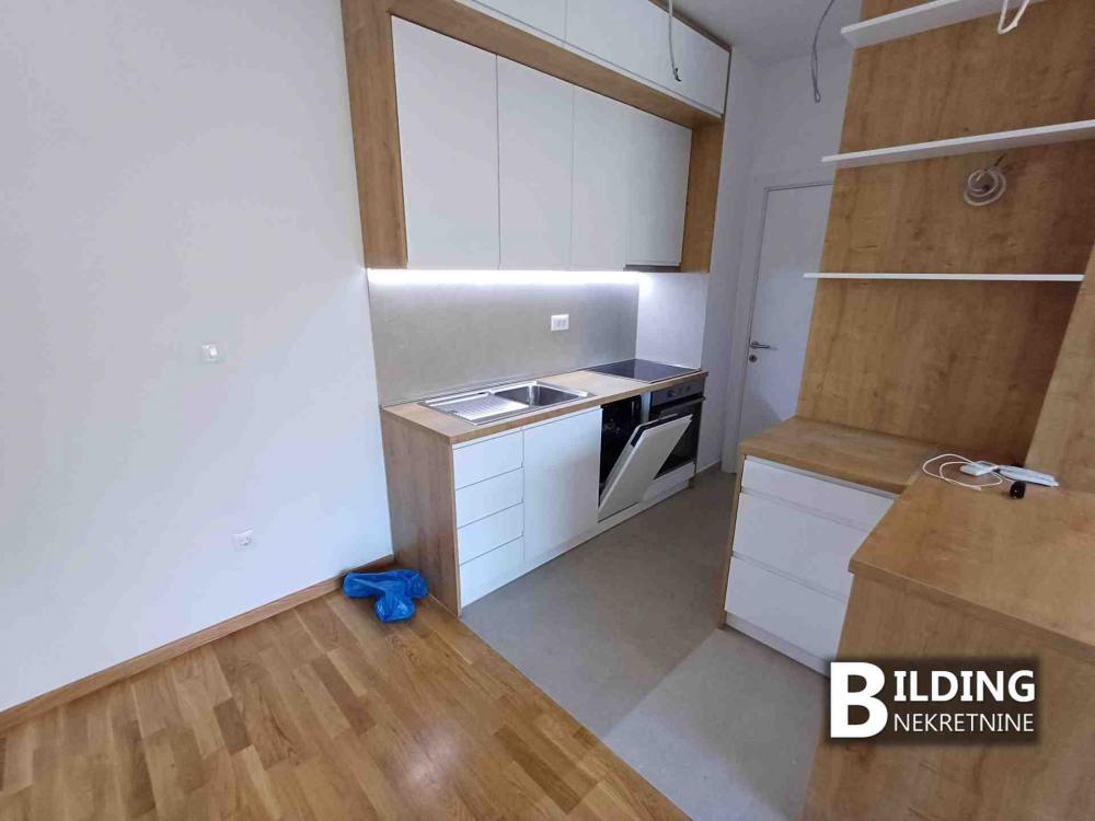 Stan na prodaju u Beogradu, Zvezdara 2, trosoban, 66m2, cena 235000 evra