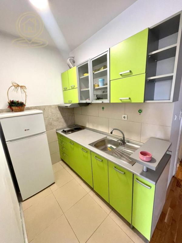 Stan na prodaju u Beogradu, Južni bulevar, dvoiposoban, 43m2, cena 165000 evra