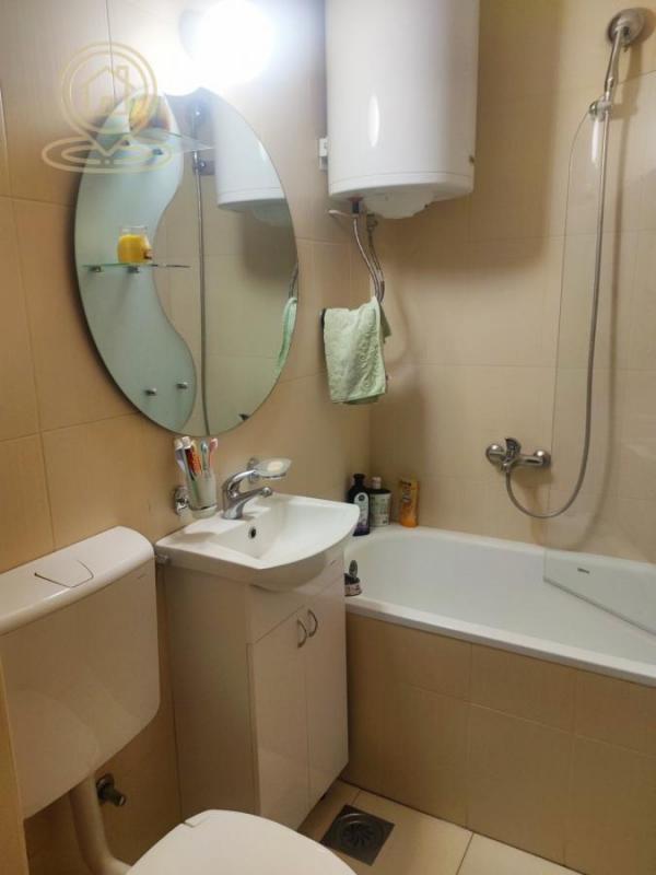 Stan na prodaju u Beogradu, Karaburma, trosoban, 75m2, cena 149000 evra
