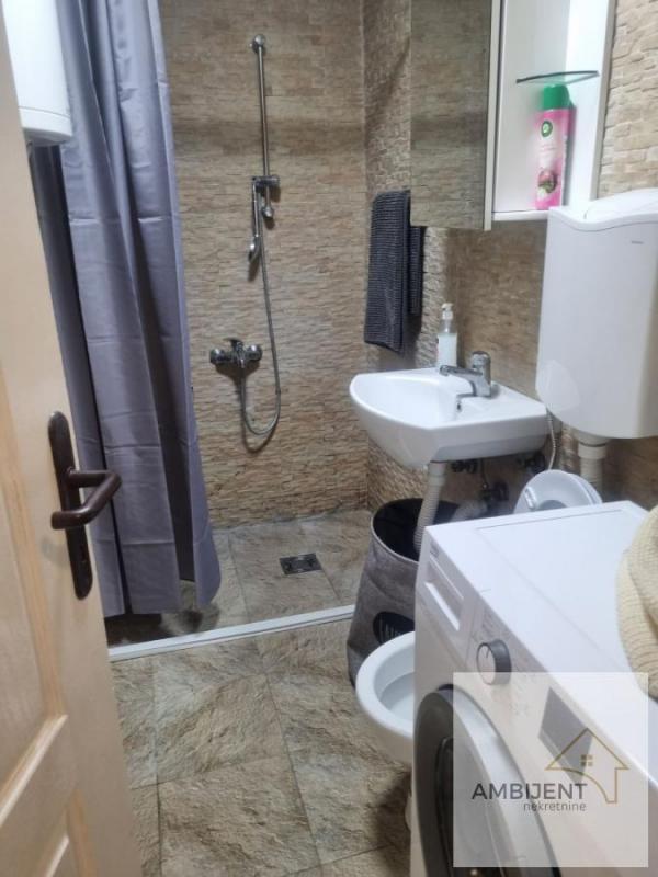 Stan na prodaju u Beogradu, Krunski venac, dvosoban, 33m2, cena 120000 evra