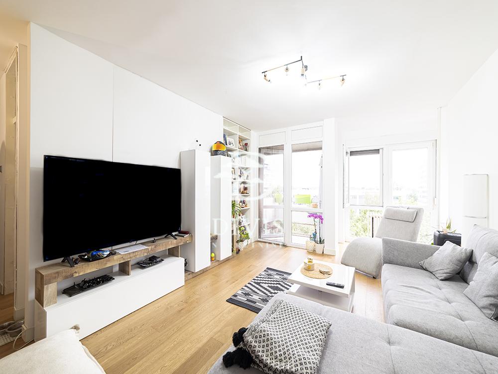 Stan na prodaju u Beogradu, Novi Beograd,Novi Beograd blok 23, trosoban, 70m2, cena 280000 evra