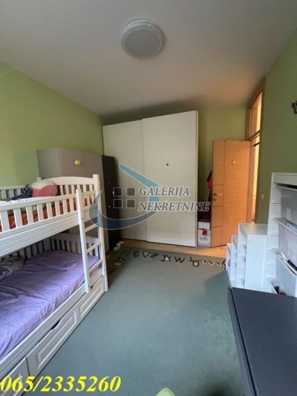 Stan na prodaju u Beogradu, Stari grad, cetvorosoban, 104m2, cena 400000 evra