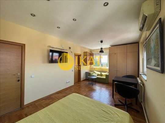 Stan na prodaju u Beogradu, Banovo brdo, jednosoban, 32m2, cena 110000 evra