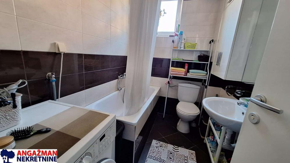 Stan na prodaju u Beogradu, Zvezdara, dvoiposoban, 42m2, cena 125000 evra