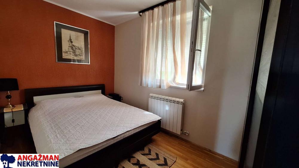 Stan na prodaju u Beogradu, Zvezdara, dvoiposoban, 42m2, cena 125000 evra